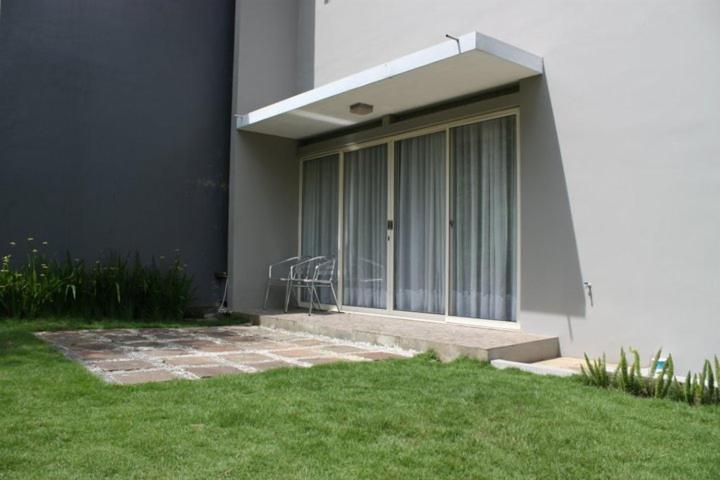 Imah Dago Villa - Budget Staycation Villa In Bandung Exterior photo