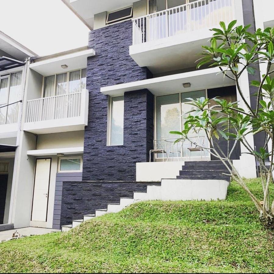 Imah Dago Villa - Budget Staycation Villa In Bandung Exterior photo